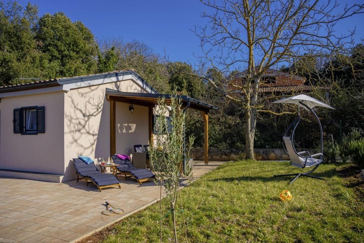 Вилла Modean In Pula - Haus Fuer 2-3 Personen Экстерьер фото